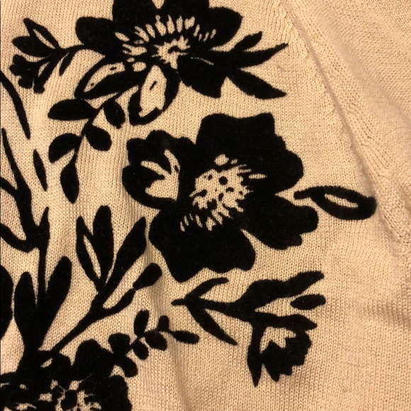 Anthropologie flounce sleeve cardigan. - Picture 6 of 6